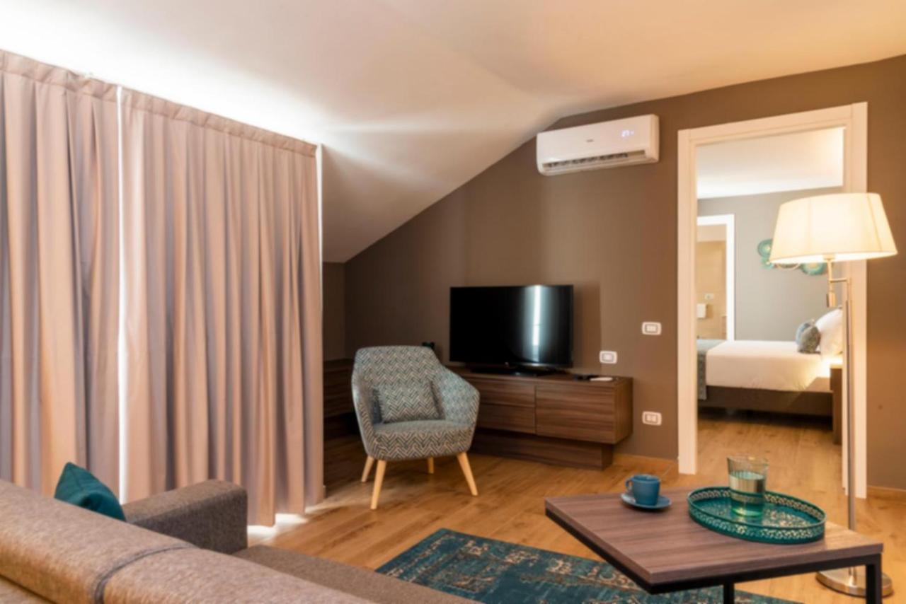 Aurelia Antica Suites & Apartments Rome Exterior photo